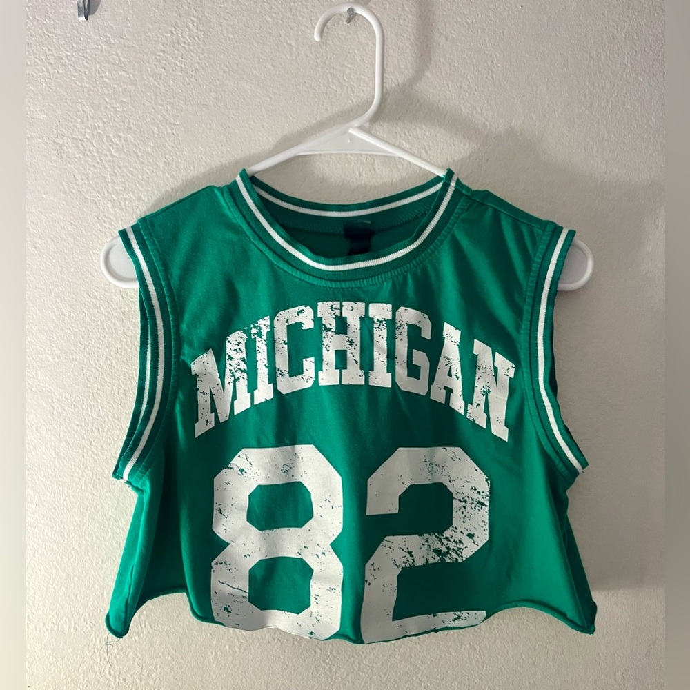 Muscle Tee crop top 💚